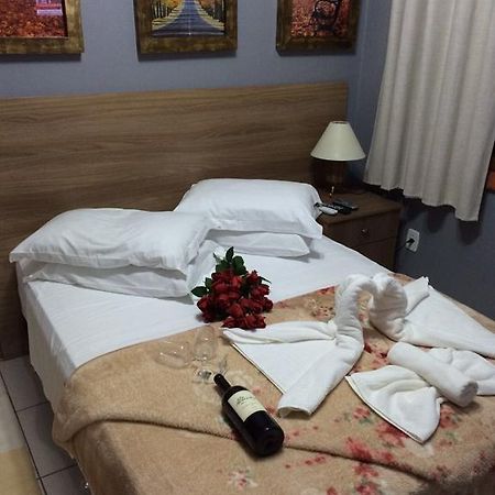 Residencial Quatro Estacoes Daire Canela Dış mekan fotoğraf