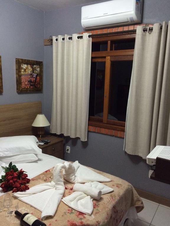 Residencial Quatro Estacoes Daire Canela Dış mekan fotoğraf