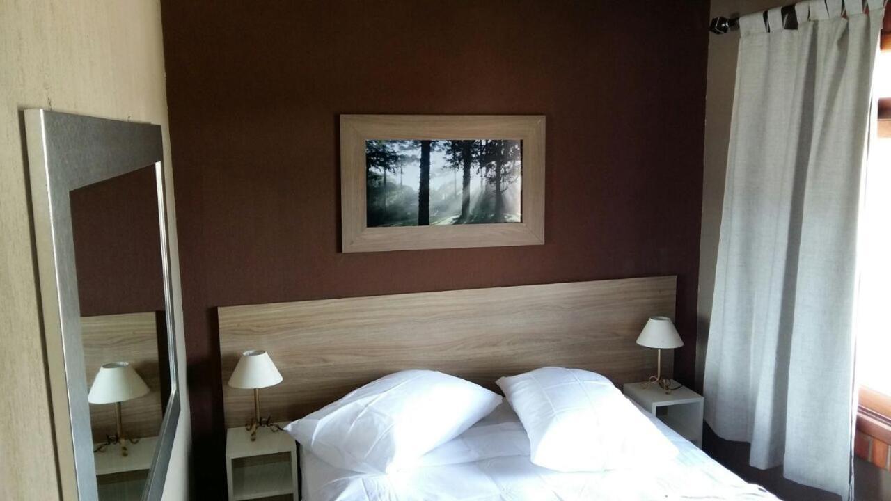 Residencial Quatro Estacoes Daire Canela Dış mekan fotoğraf